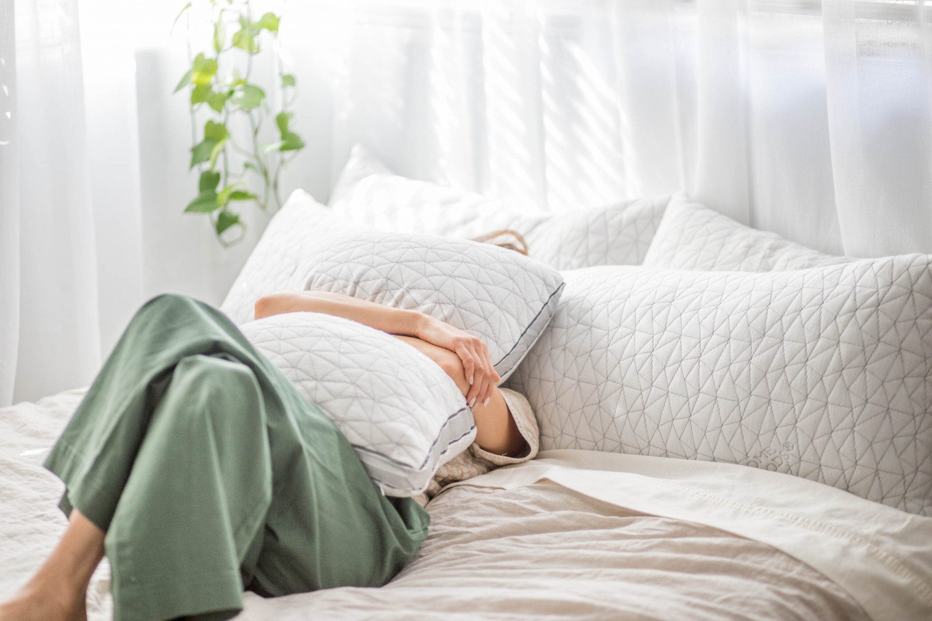 5 Signs You Need a New Pillow