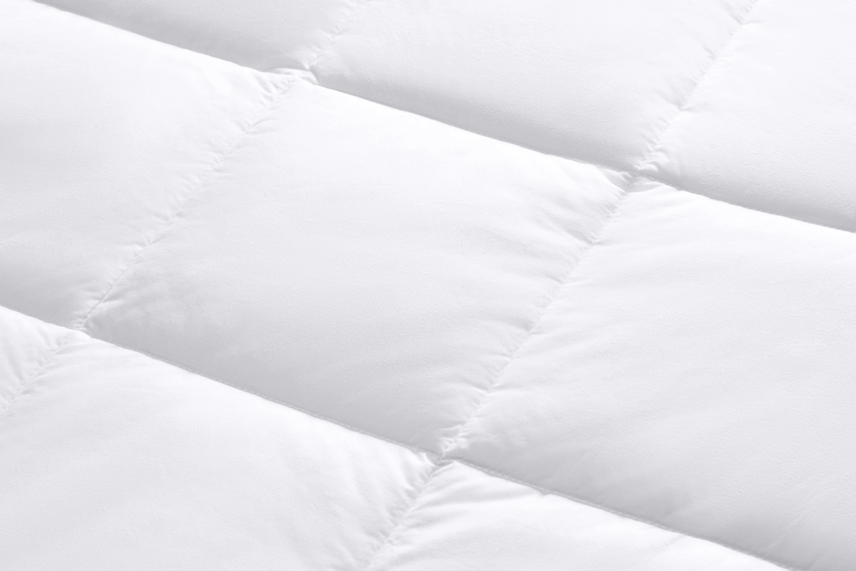 Down Alternative Blanket