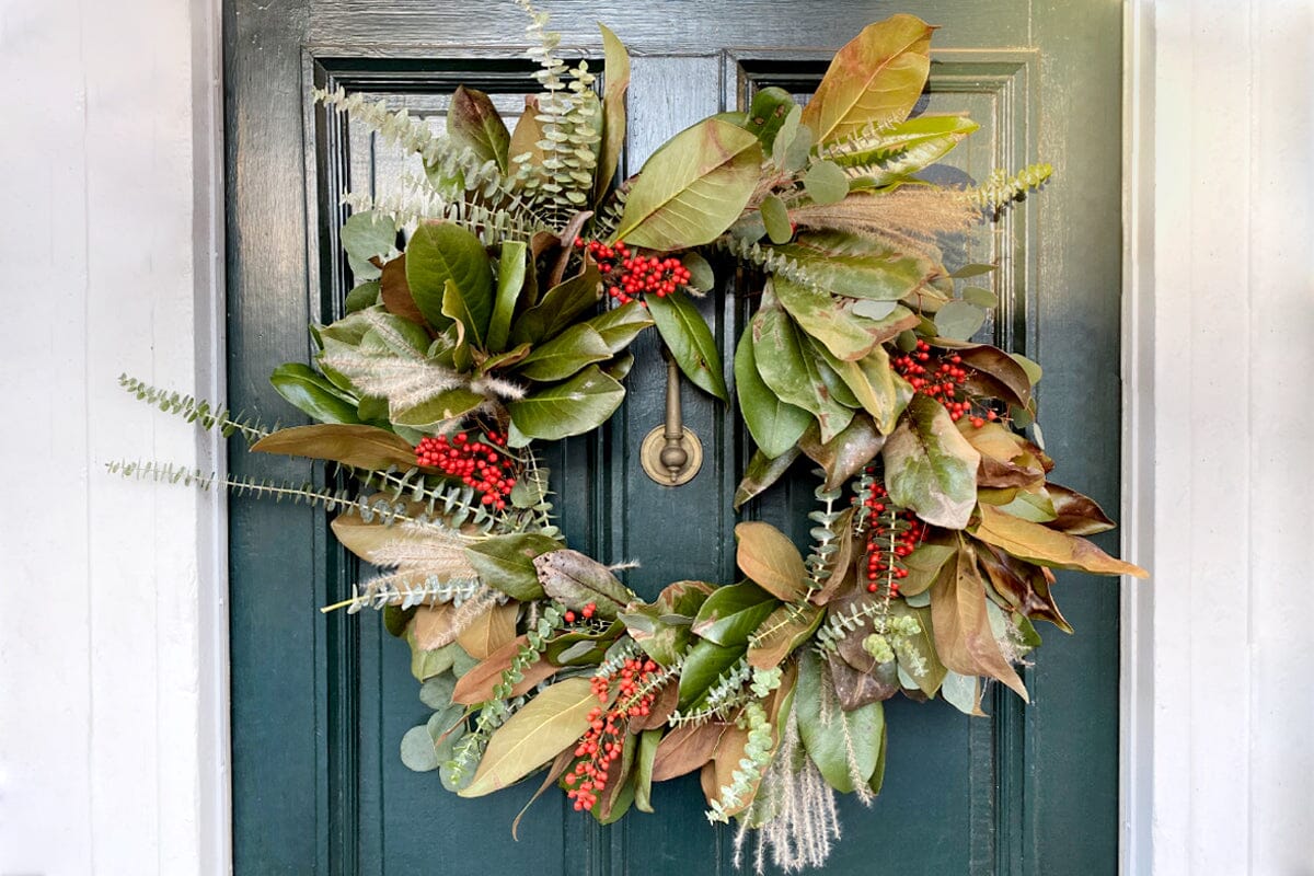 DIY Wreath Guaranteed to Make Your Neighbors Jealous