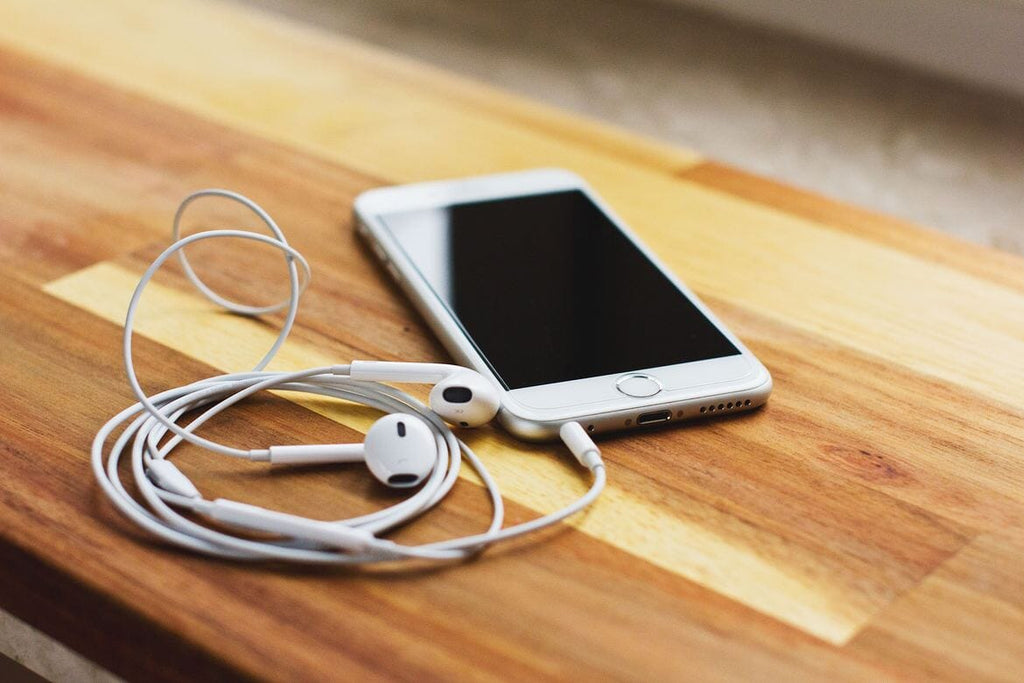 5 Sleep Podcasts You Should Listen To